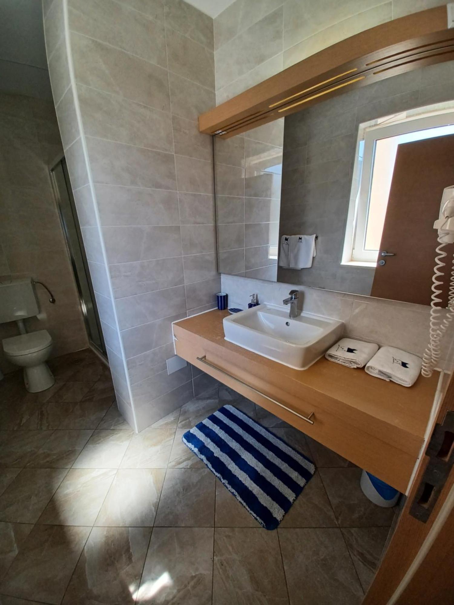 Apartment Aci Marina Cres Exteriér fotografie