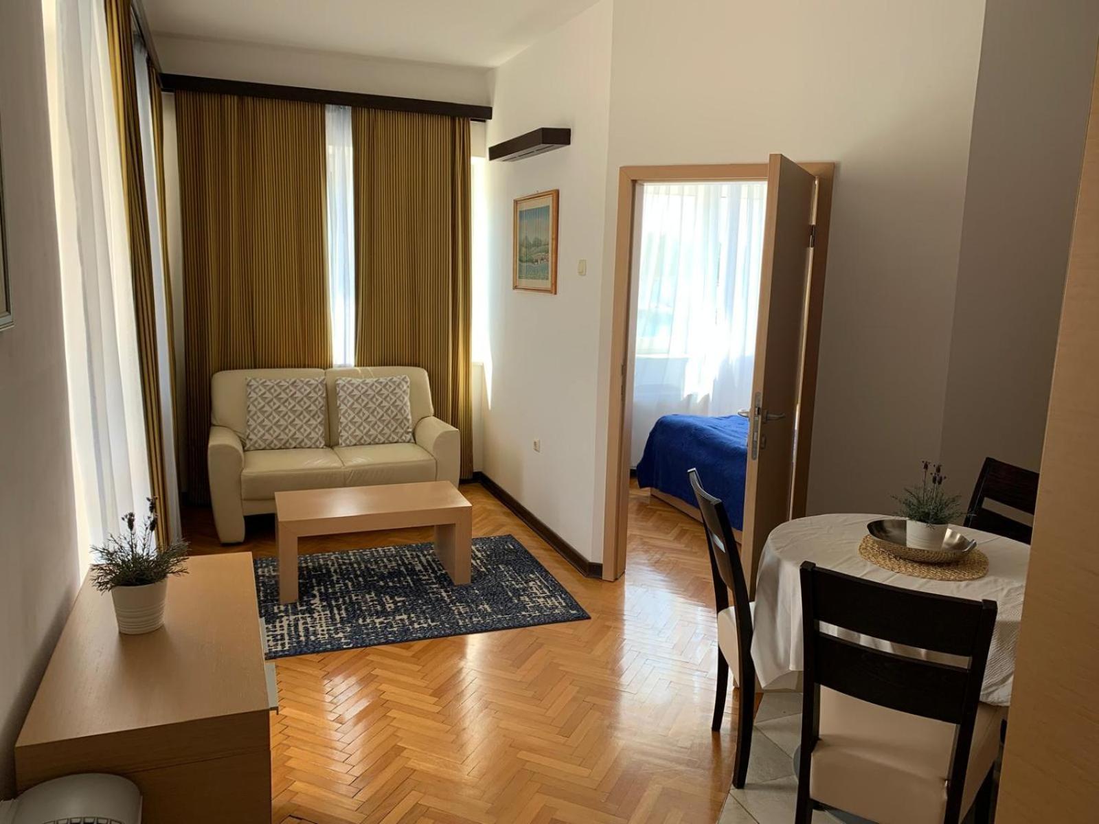 Apartment Aci Marina Cres Exteriér fotografie