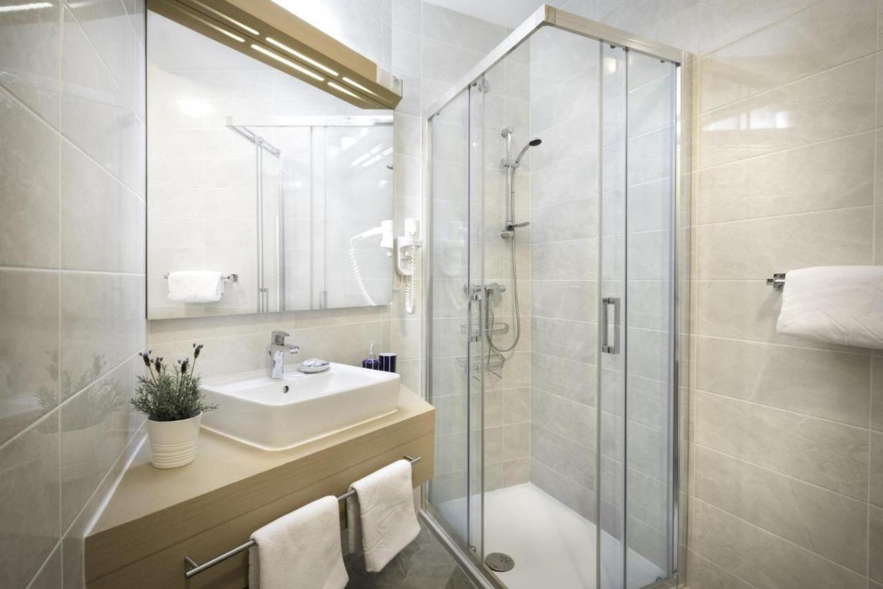 Apartment Aci Marina Cres Exteriér fotografie