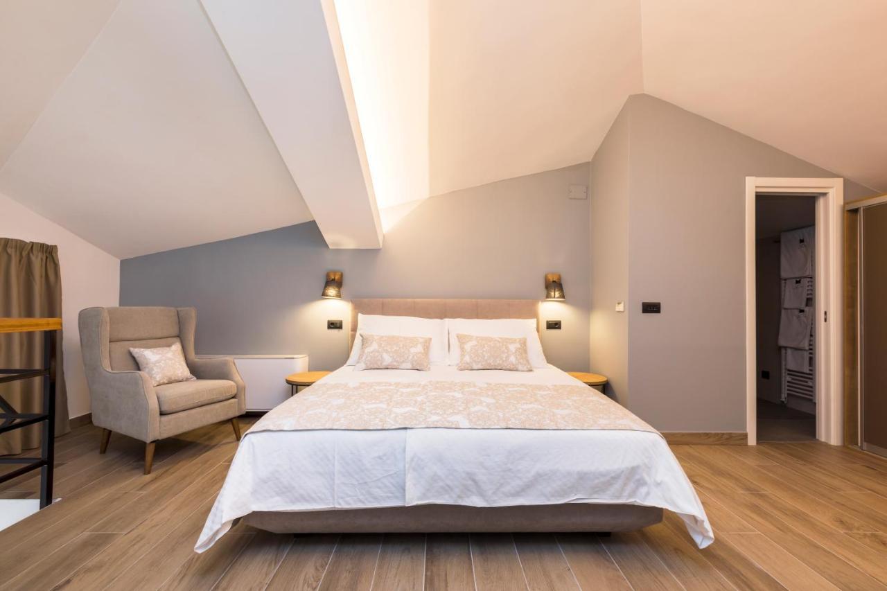Apartment Aci Marina Cres Exteriér fotografie